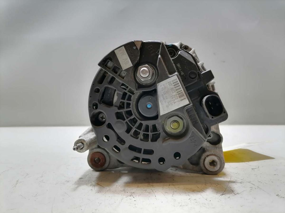 VW Golf 5 original Lichtmaschine Generator 1,6 75KW Bj.2004
